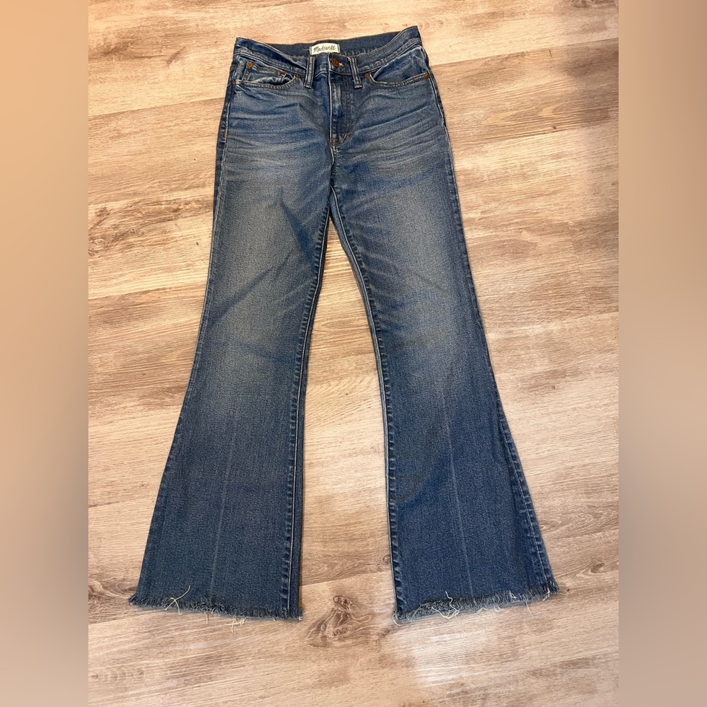 Madewell Flea Market Flare, size 27